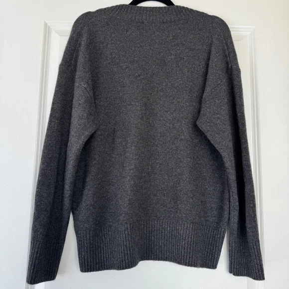 NWT QUINCE Women Mongolian Cashmere Oversized V-Neck Sweater Heather Charcoal XS - Picture 6 of 11